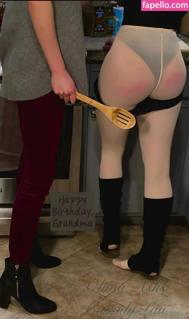 oliviaasks Onlyfans Photo Gallery 