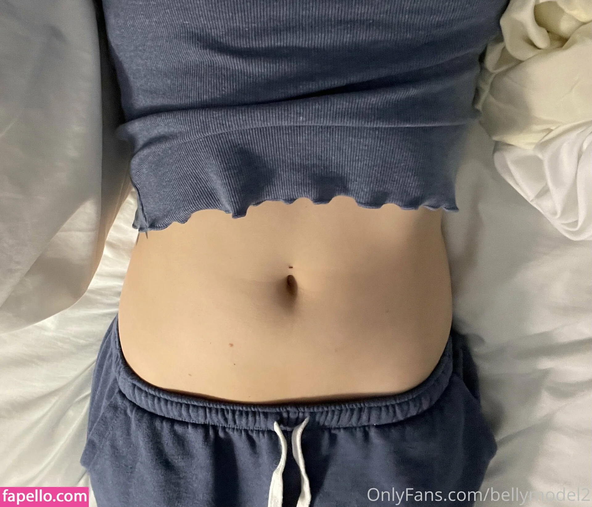 bellymodel2 Onlyfans Photo Gallery 