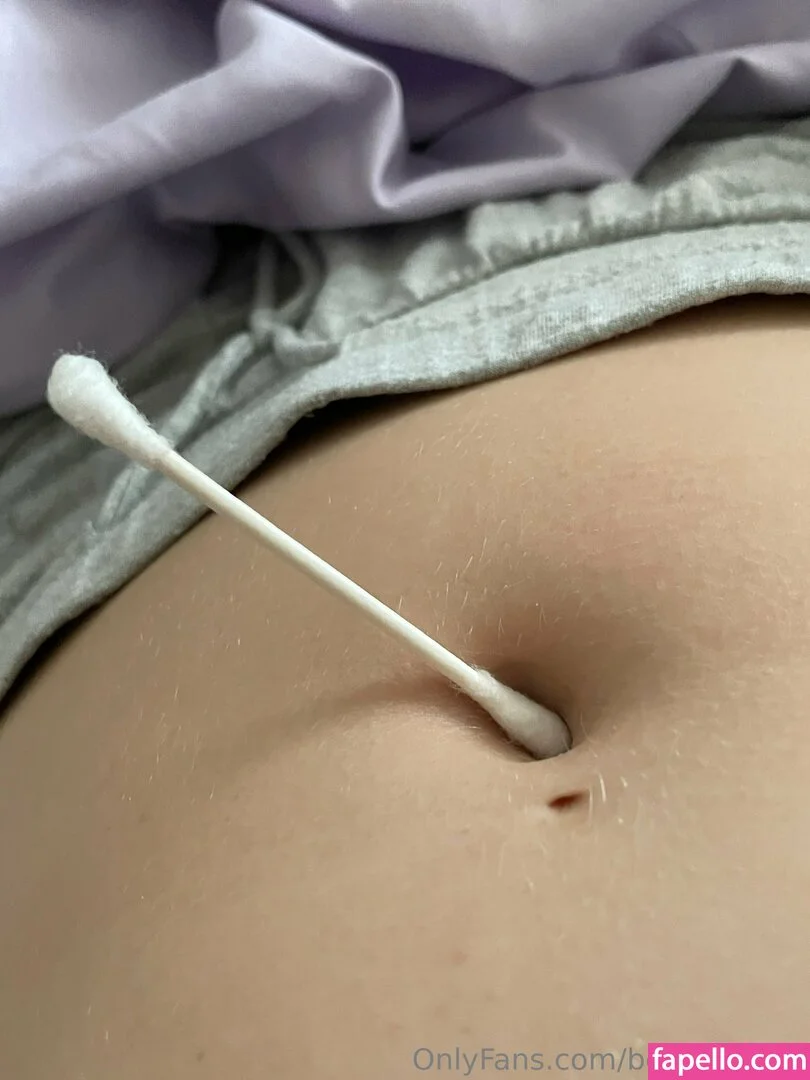 bellymodel2 Onlyfans Photo Gallery 