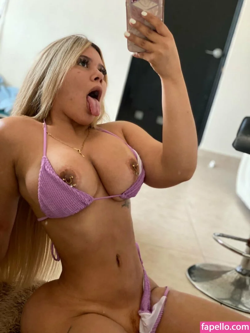Desiree Gonzalez Onlyfans Photo Gallery 