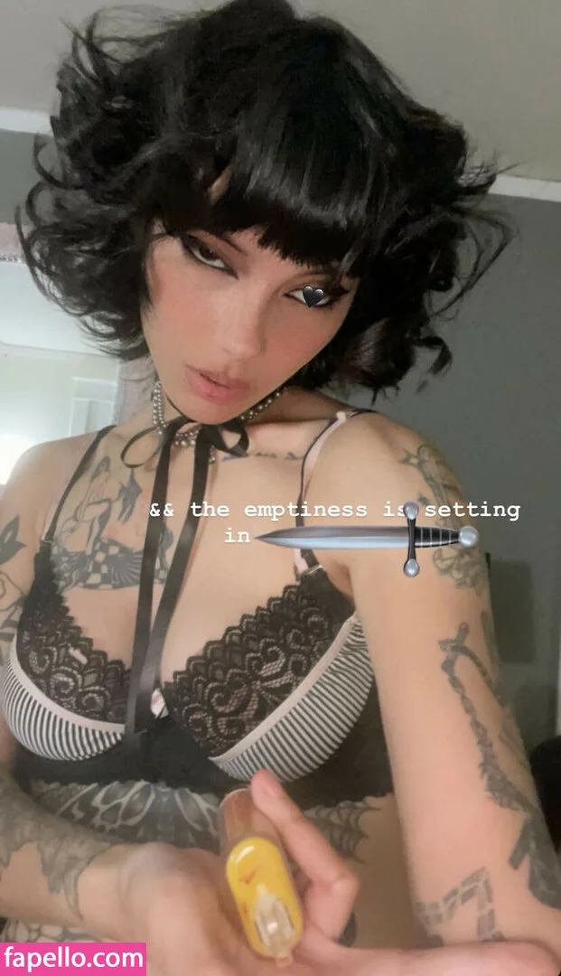 carmenhollow Onlyfans Photo Gallery 