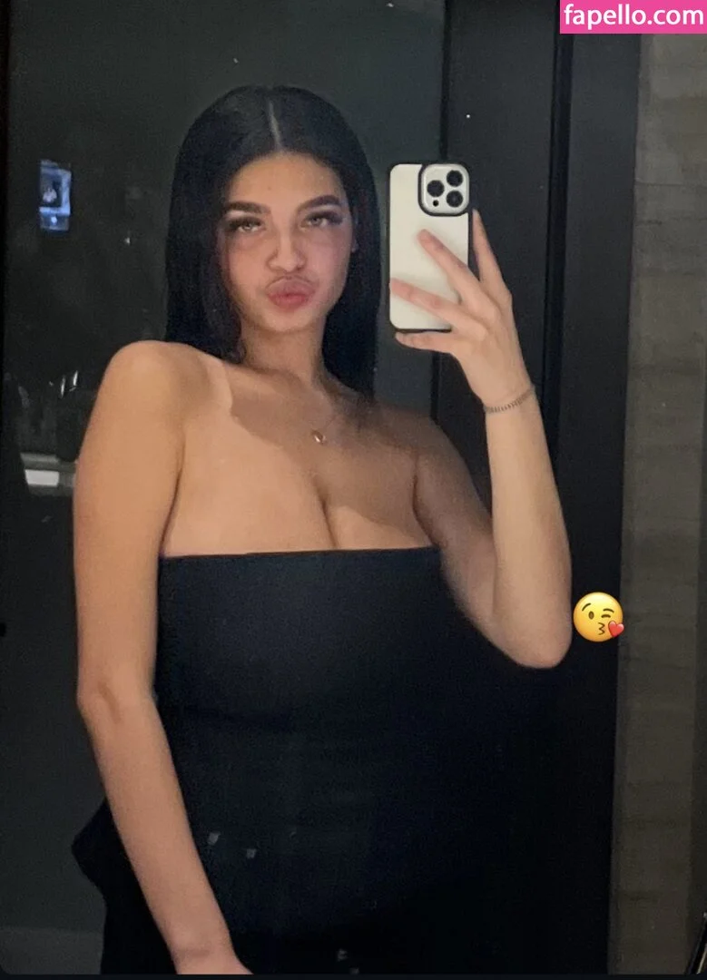 SummerT Onlyfans Photo Gallery 