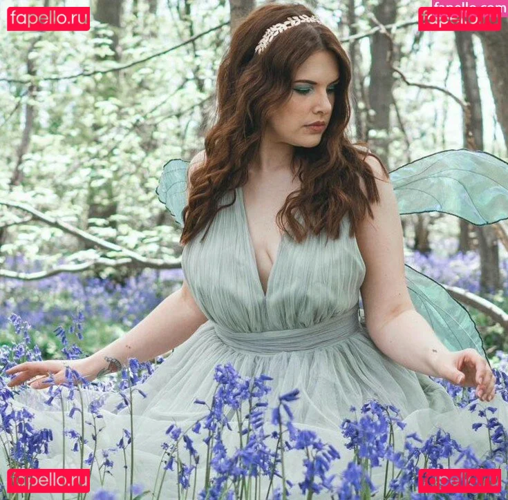 Cherry Wallis Onlyfans Photo Gallery 