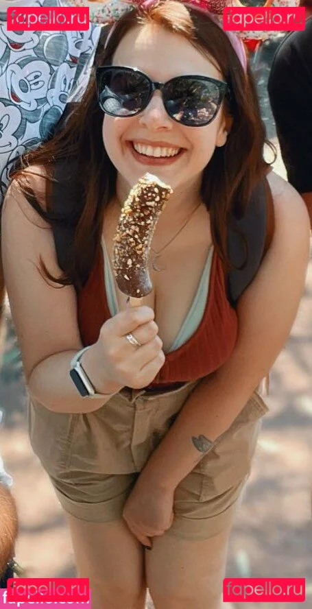 Cherry Wallis Onlyfans Photo Gallery 