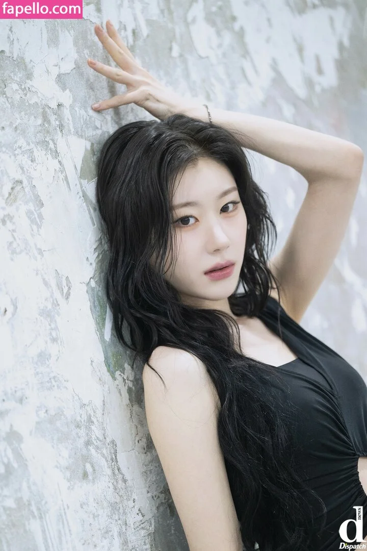 Chaeryeong Onlyfans Photo Gallery 
