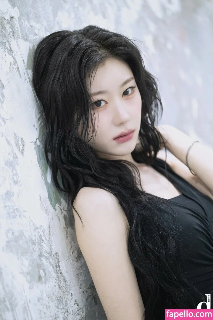 Chaeryeong Onlyfans Photo Gallery 