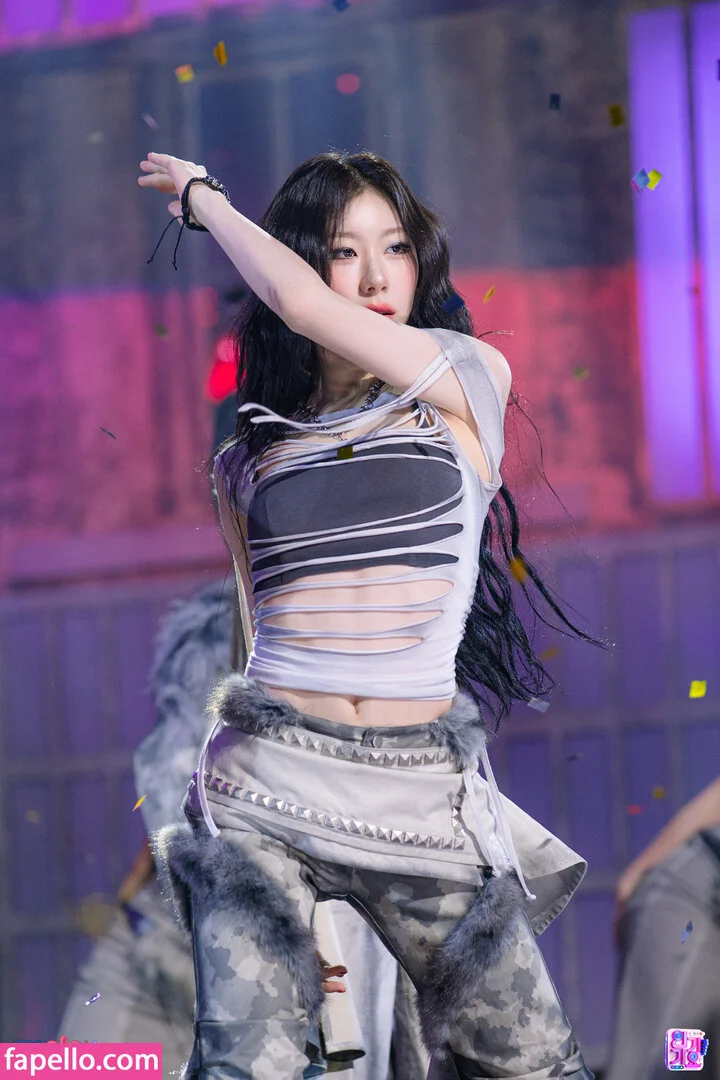 Chaeryeong Onlyfans Photo Gallery 