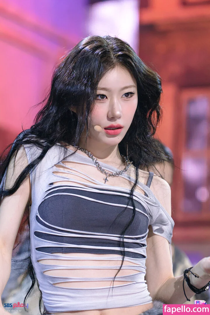 Chaeryeong Onlyfans Photo Gallery 