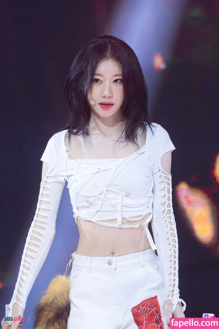 Chaeryeong Onlyfans Photo Gallery 