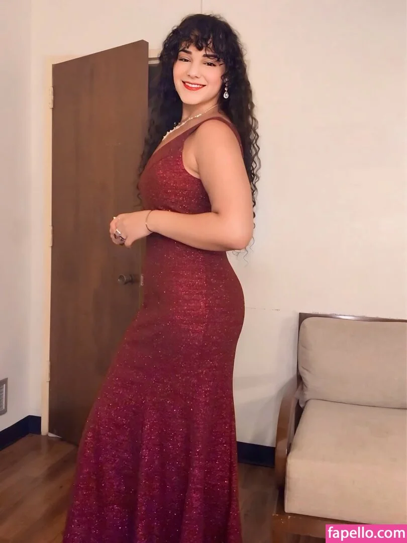 React GirlsYT Onlyfans Photo Gallery 