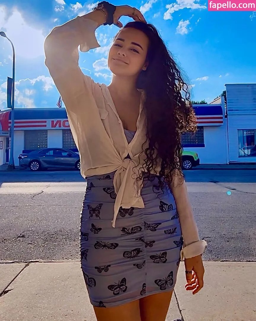 React GirlsYT Onlyfans Photo Gallery 