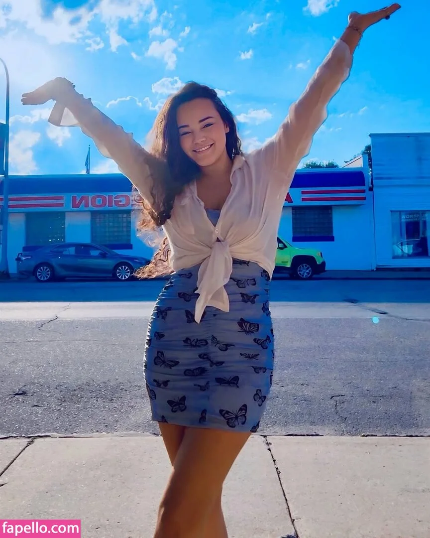 React GirlsYT Onlyfans Photo Gallery 