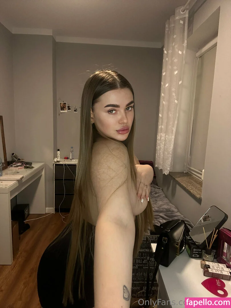 arinkoo Onlyfans Photo Gallery 