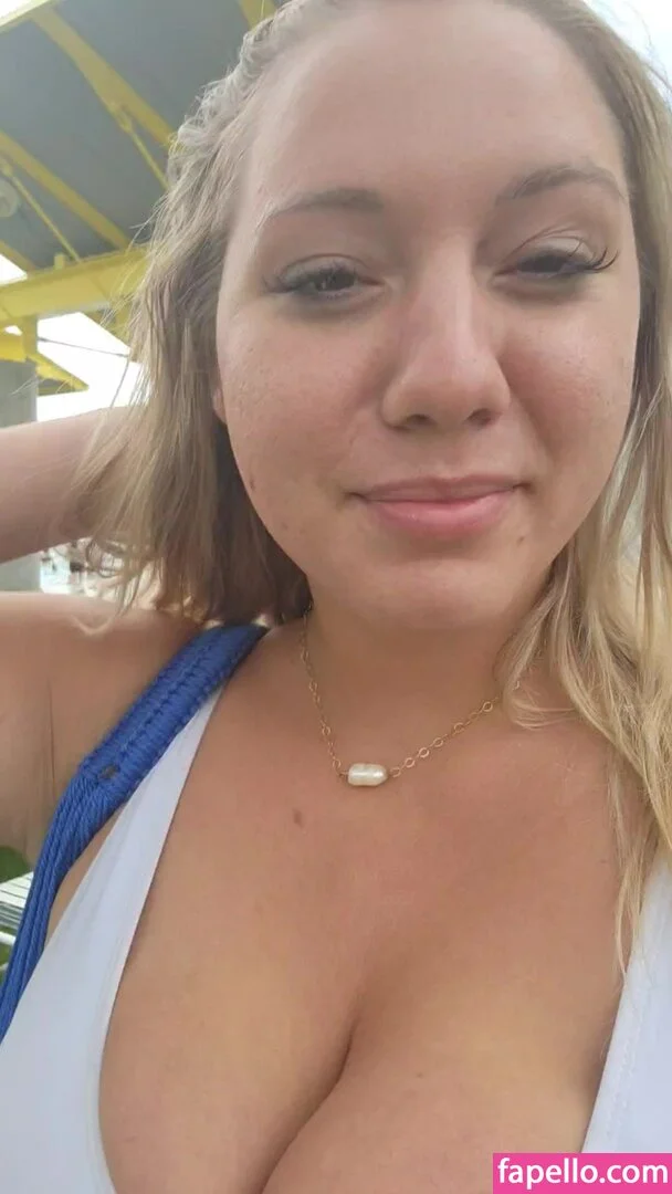 BigBoobieBubblez Onlyfans Photo Gallery 