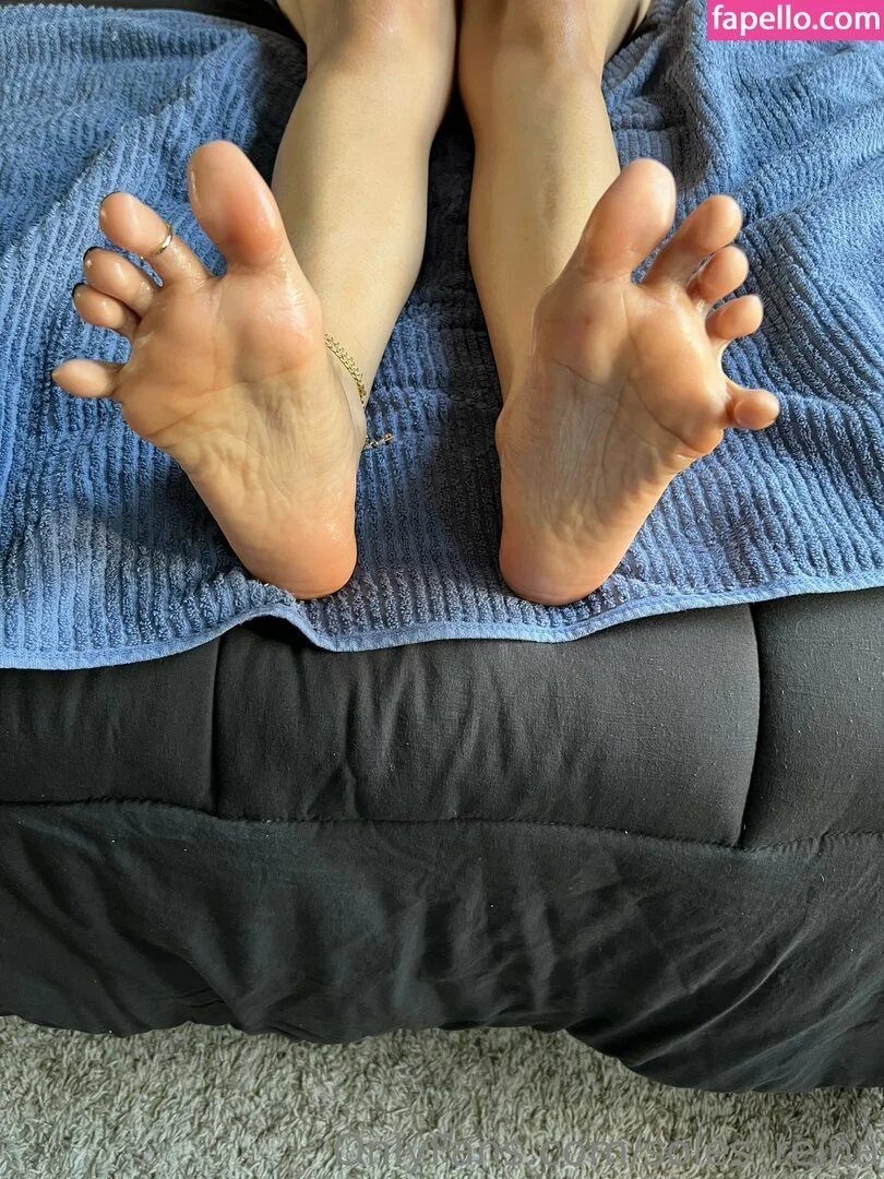 chiquitatoes Onlyfans Photo Gallery 