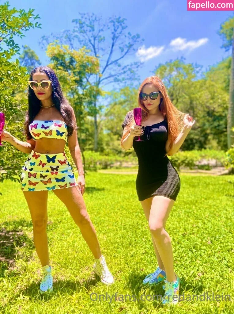 redtopmodel2022 Onlyfans Photo Gallery 