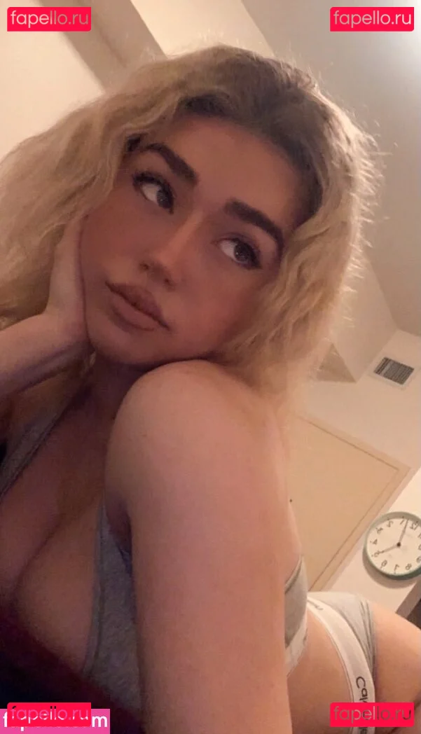 alohakailani Onlyfans Photo Gallery 