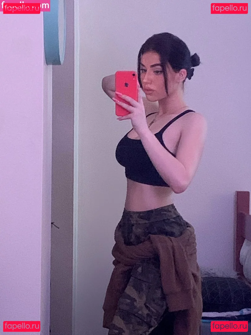 alohakailani Onlyfans Photo Gallery 