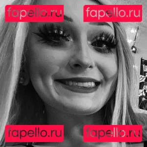 mikuangel Onlyfans Photo Gallery 