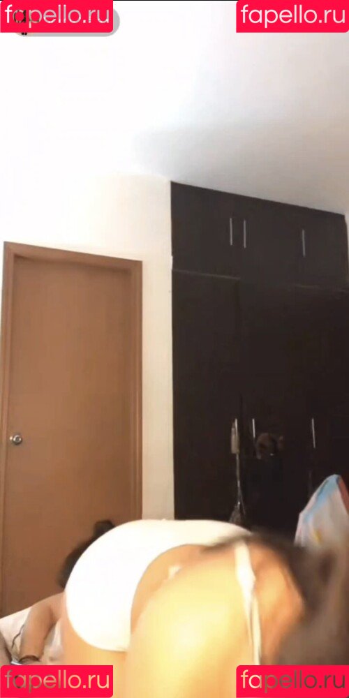 domevelezzz Onlyfans Photo Gallery 