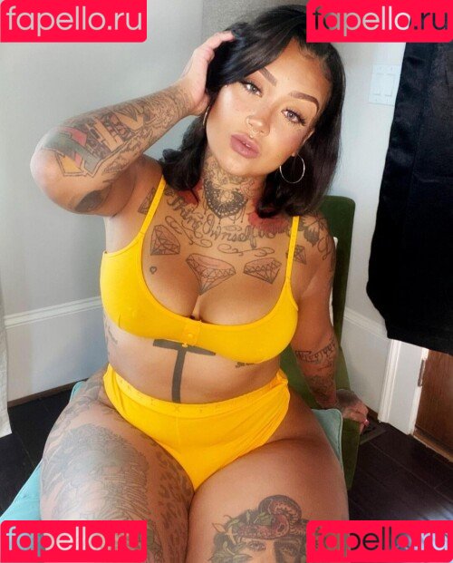 Donna Lombardi Onlyfans Photo Gallery 