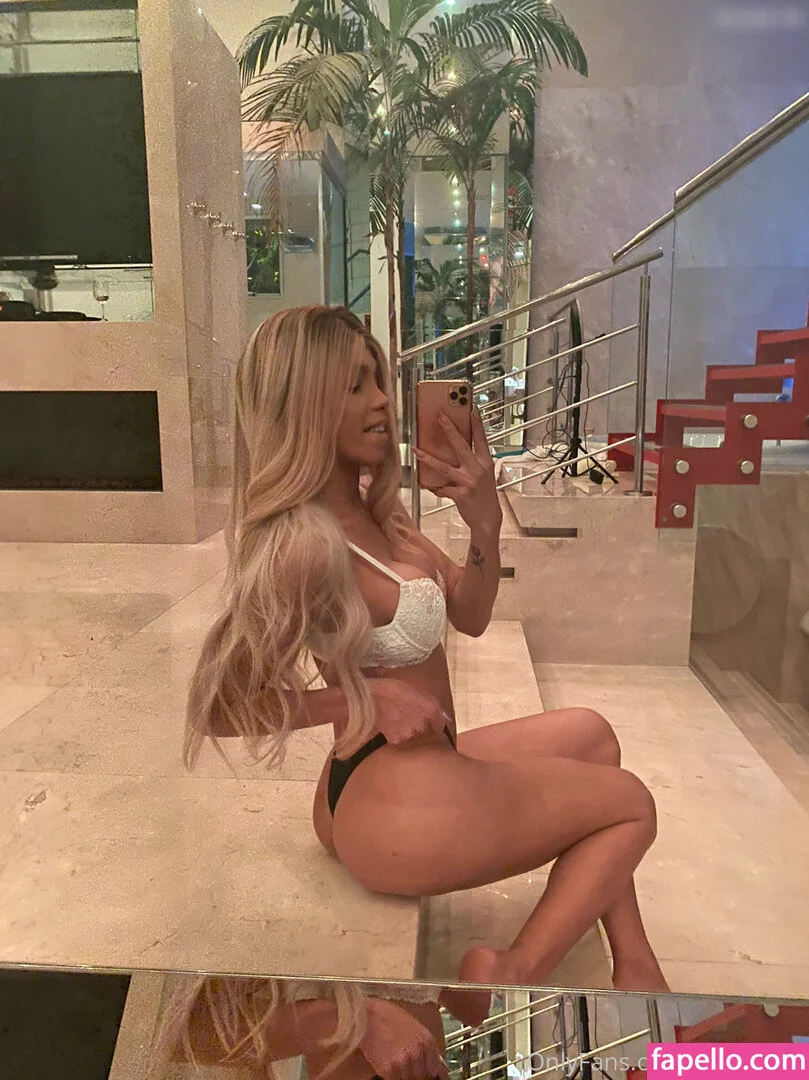 Sofia Rabello Onlyfans Photo Gallery 