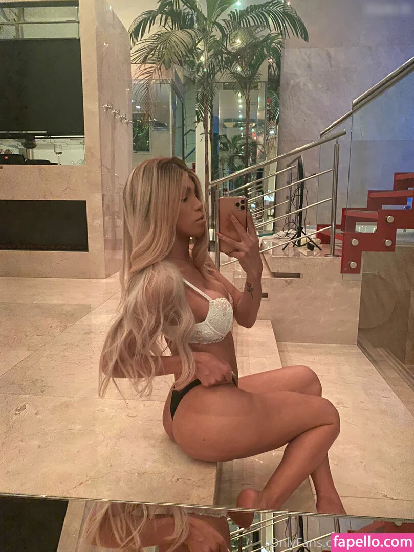 Sofia Rabello Onlyfans Photo Gallery 