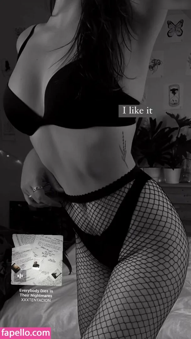 Leonie Busse Onlyfans Photo Gallery 