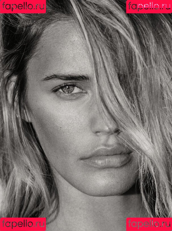 Noel Berry Onlyfans Photo Gallery 