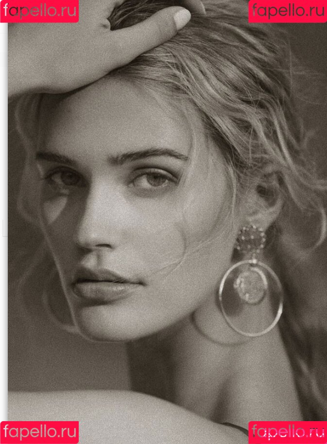 Noel Berry Onlyfans Photo Gallery 