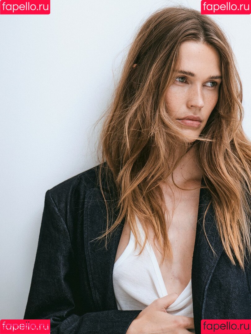 Noel Berry Onlyfans Photo Gallery 