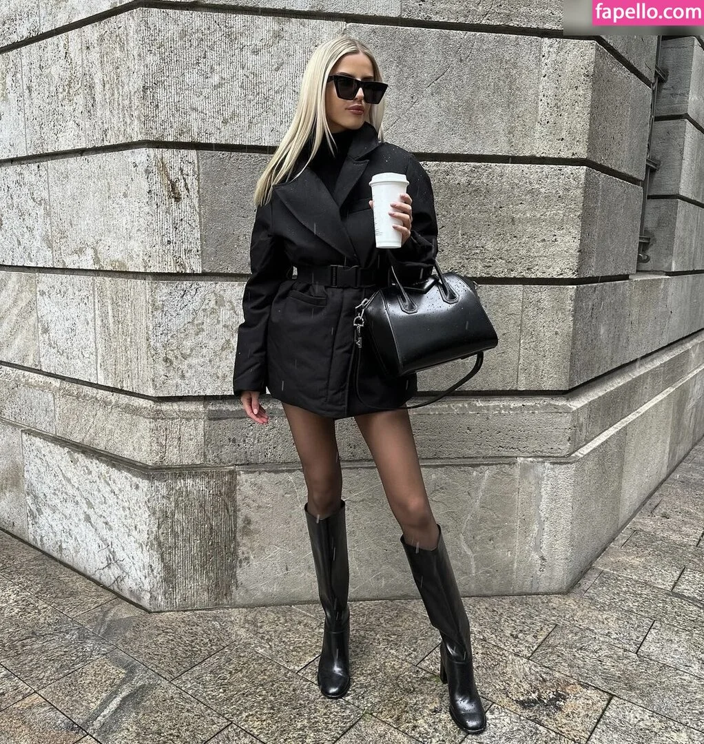 Sophia Schönherr Onlyfans Photo Gallery 