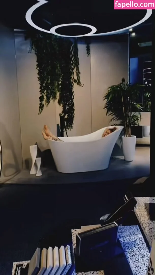 Lisaxptc Onlyfans Photo Gallery 