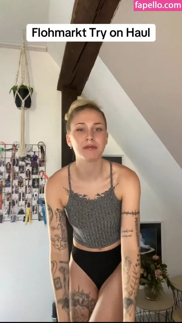 Lisaxptc Onlyfans Photo Gallery 