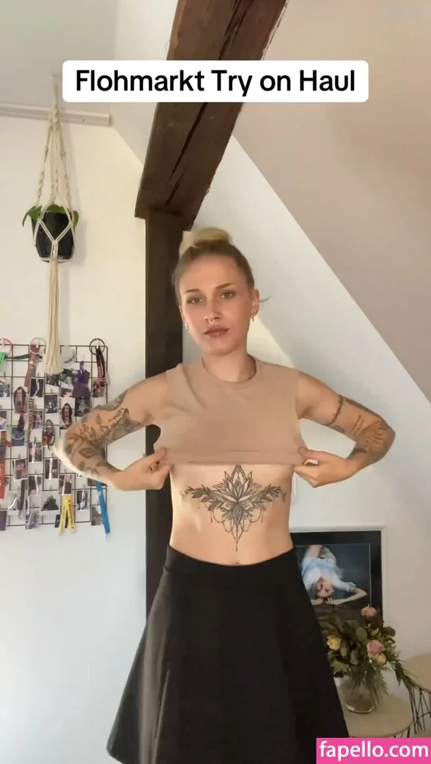 Lisaxptc Onlyfans Photo Gallery 