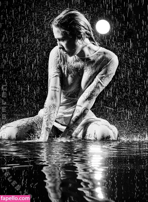 Lisaxptc Onlyfans Photo Gallery 