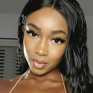 zenyogababe Onlyfans Photo Gallery 