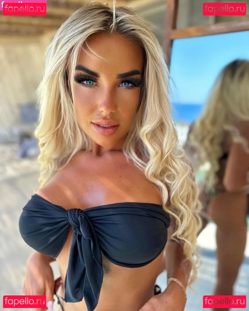 Lucy Sea Onlyfans Photo Gallery 