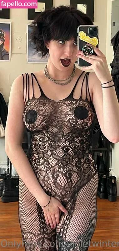 VioletWinter666 Onlyfans Photo Gallery 