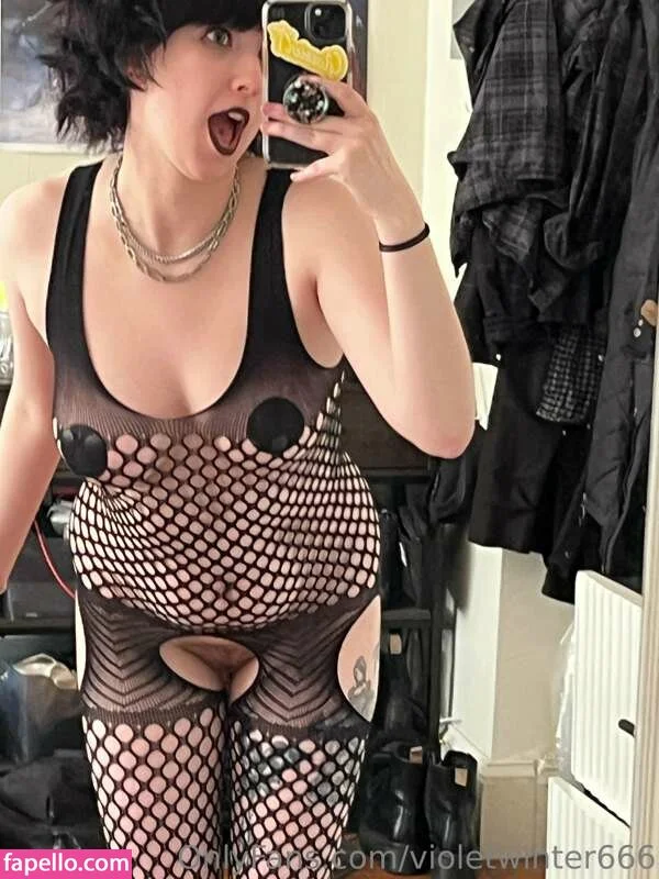 VioletWinter666 Onlyfans Photo Gallery 