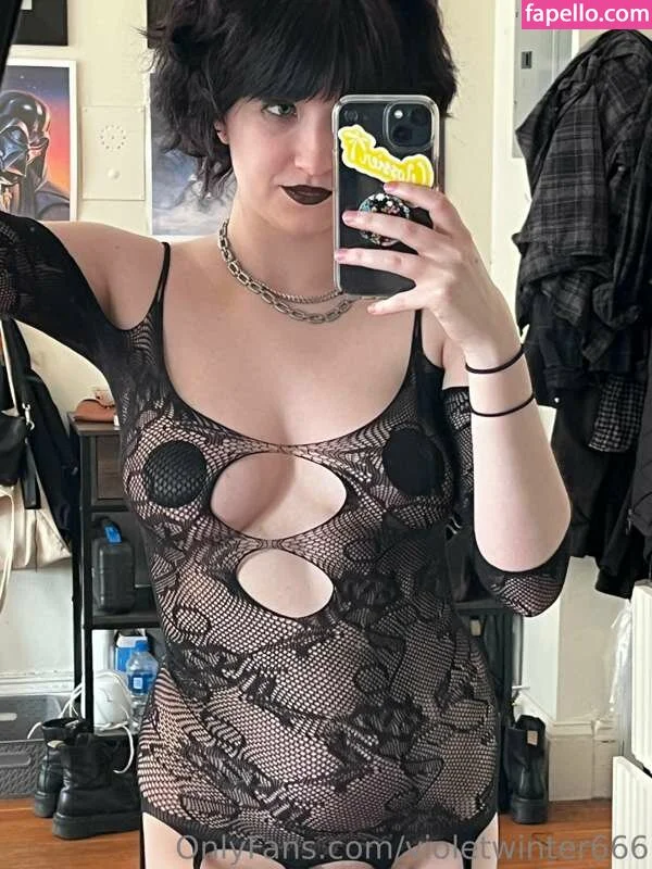 VioletWinter666 Onlyfans Photo Gallery 