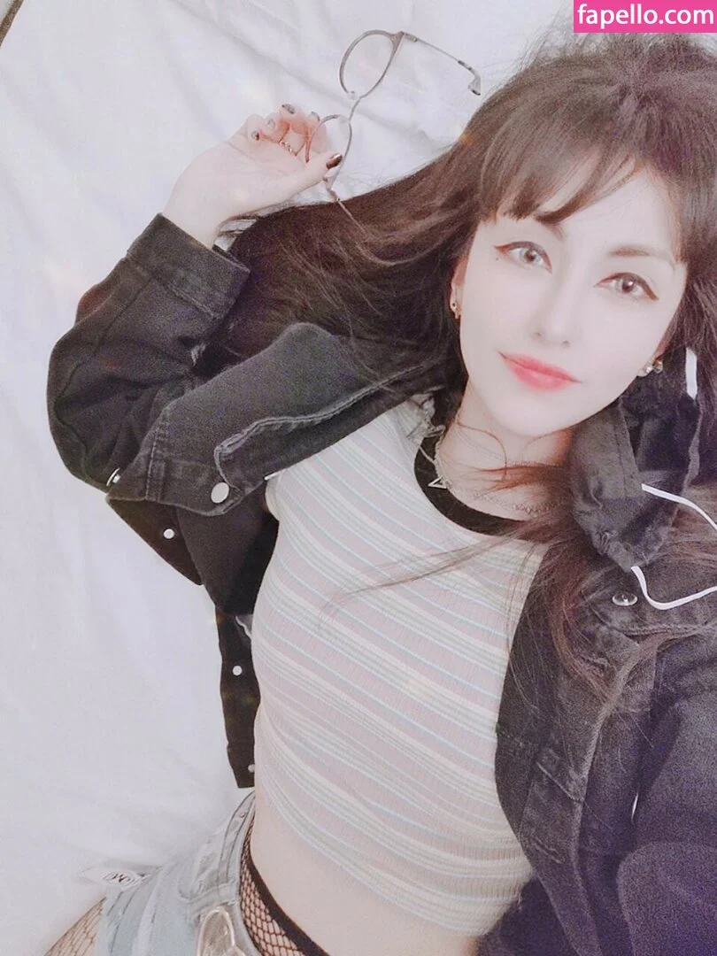 Kouryam Onlyfans Photo Gallery 