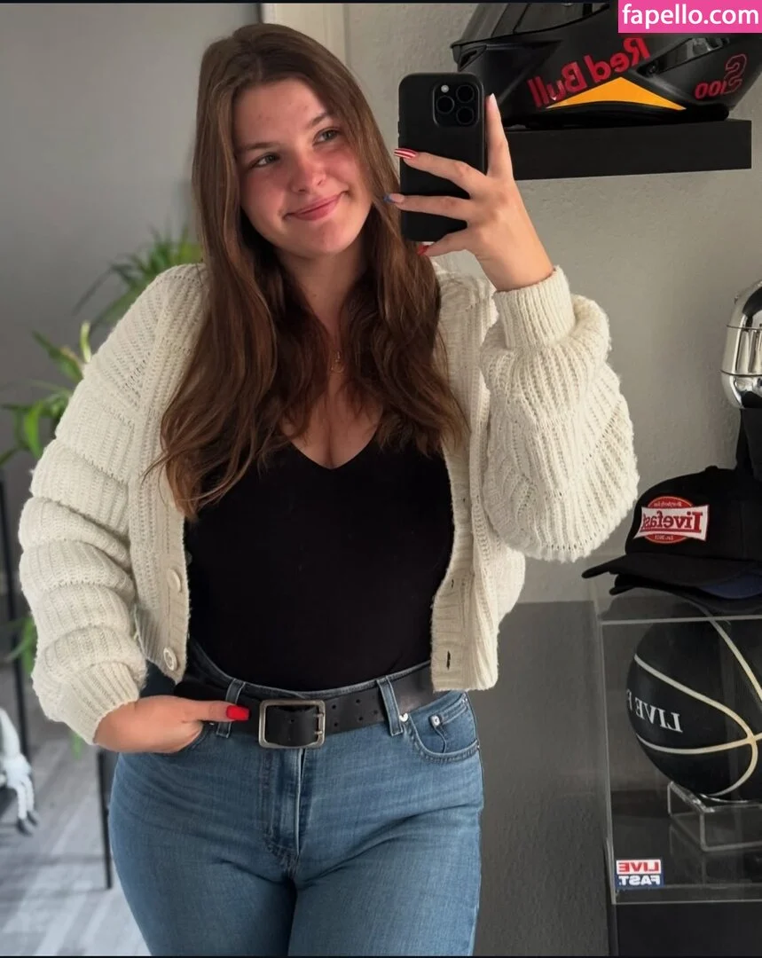 Sandy.Prehm Onlyfans Photo Gallery 