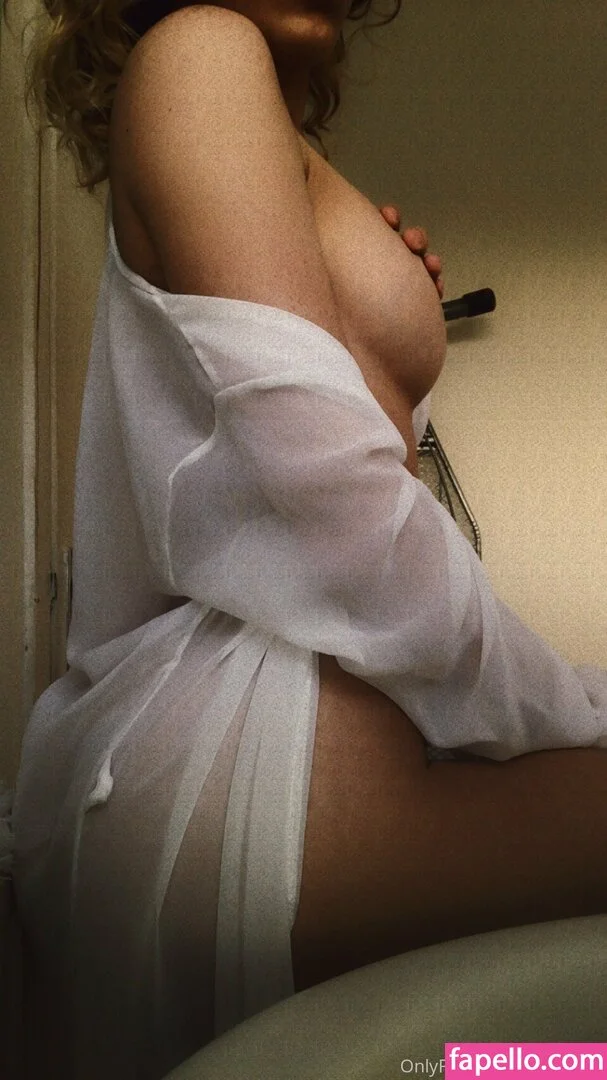 ariafreee Onlyfans Photo Gallery 