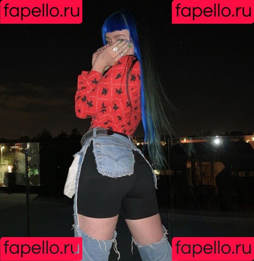 Ashnikko Onlyfans Photo Gallery 