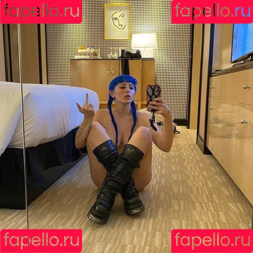 Ashnikko Onlyfans Photo Gallery 