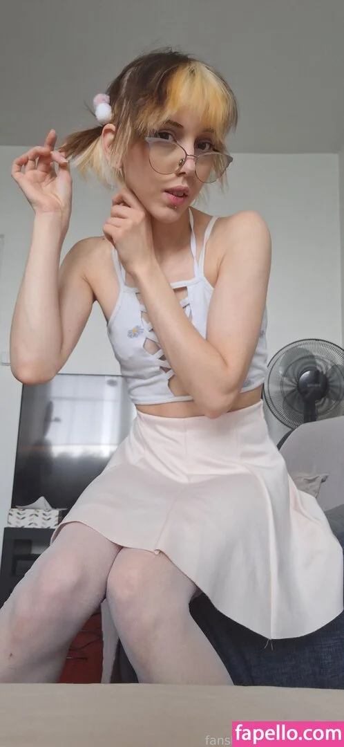 LolaBeeGirl Onlyfans Photo Gallery 