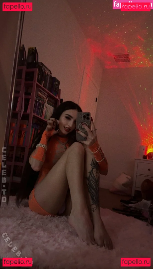 beebee Onlyfans Photo Gallery 