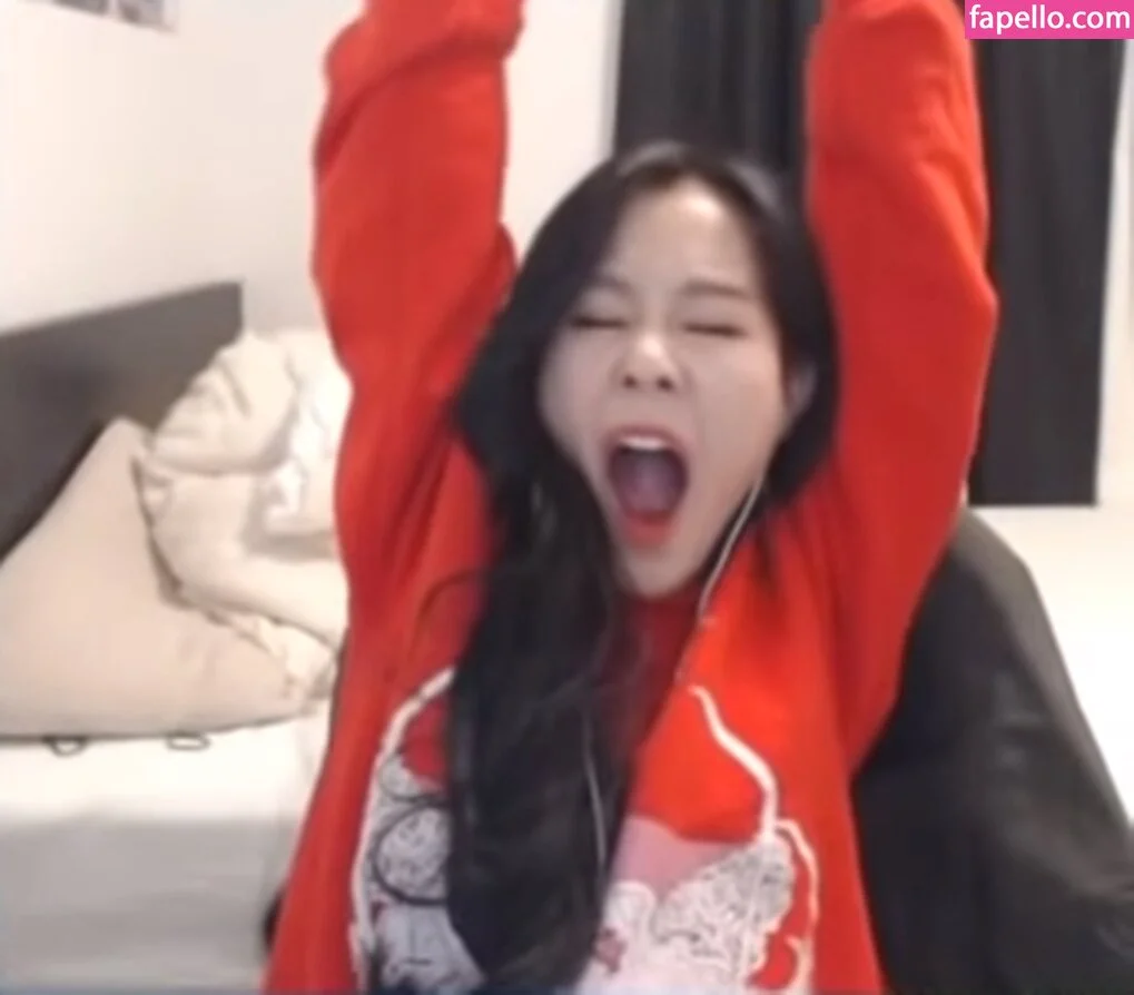 39daph Onlyfans Photo Gallery 