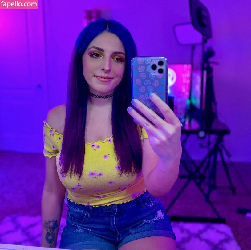 Simby Onlyfans Photo Gallery 